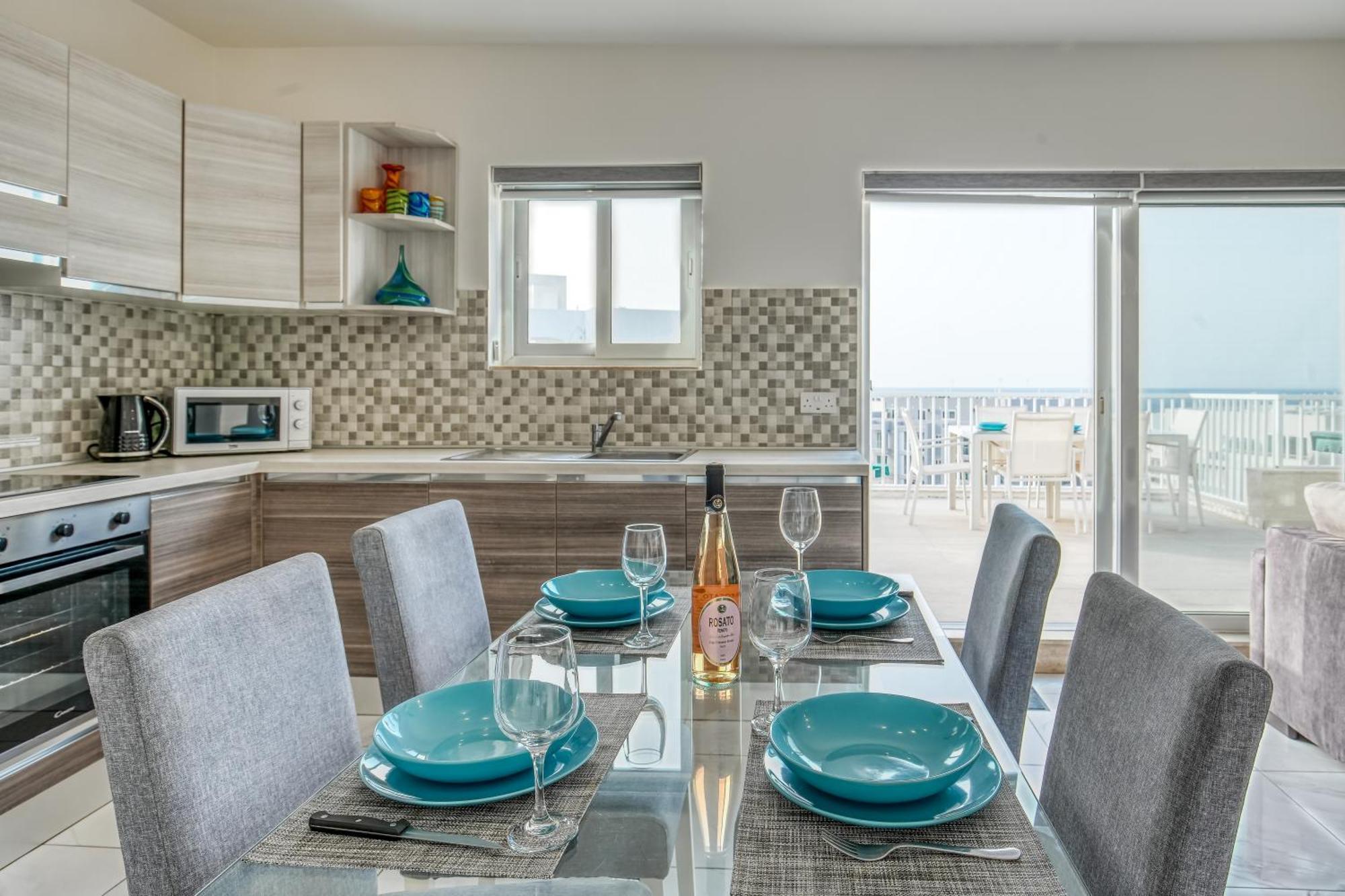 Appartement Poseidon Court Penthouse Superior à San Pawl il-Baħar Extérieur photo